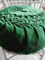 Coussin rond en velours vintage 