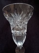 Porte bougie en cristal taillé.