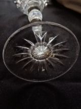 Porte bougie en cristal taillé.
