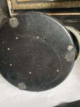 Charmant téléphone à cadran bakélite noire mat avec sonnette