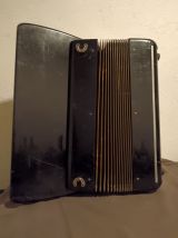 Accordéon Chromatique Maugein Fréres.