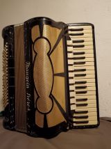 Accordéon Chromatique Maugein Fréres.