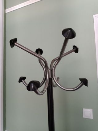 Porte manteau sur pied 