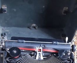 Machine a ecrire remington 1920 portative