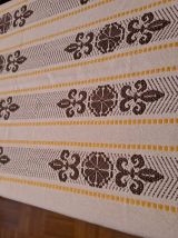Nappe à fleurs de lys. 