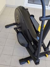 Elliptique d'entraînement 520 auto-alimenté et connecté