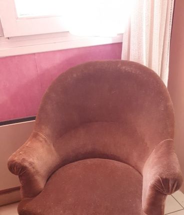 Baby Fauteuil crapaud à restaurer 
