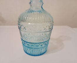 joli carafe bleu vintage