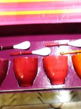 Tasses à Café,  Plateau et Petites cuillères