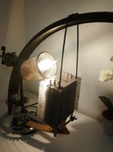 Lampe à poser recyclage déco artisanale "Vélo-moteur"
