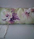 Coussin en tissu floral 
