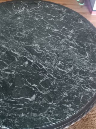 A vendre table basse,  années 60, fer forgé et marbre