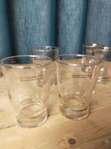 Lot de 9 verres anciens avec filet doré