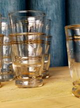 Lot de 9 verres anciens avec filet doré