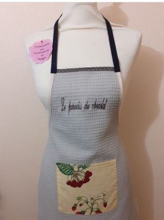 Tablier de cuisine Le paradis du chocolat brodé 