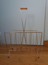 Porte-revue en métal doré, années 60-70