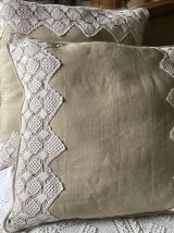 2 coussins style Shabby lin et dentelle ancienne 