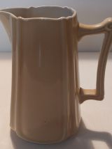 Pichet beige art nouveau 19 siècle