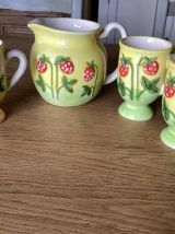 Pichet et 3 mugs peint main vintage 