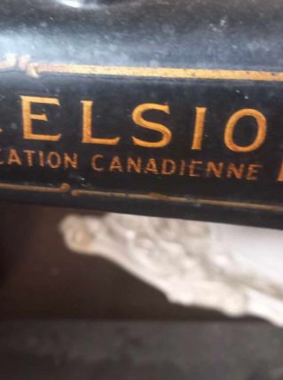 Machine à coudre Vintage non fonctionnelle