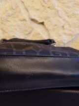 Sac à main + pochette monogrammé Givenchy