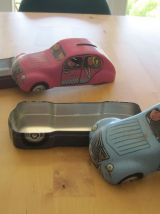 2 boites de biscuit la trinitaine forme voiture tirelire    