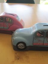 2 boites de biscuit la trinitaine forme voiture tirelire    