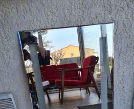 Miroir salle de bain avec rampe de lumière