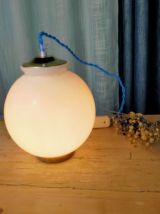 Lampe à poser petit globe blanc