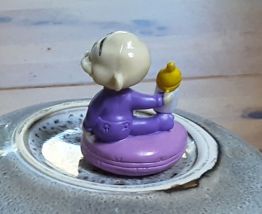 Figurine Tommy  et son biberon 