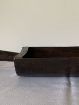 Pelle à cendre en métal à charbon années 1940