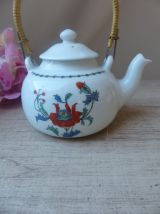 Petite théière porcelaine de Paris décor pavot coquelicot Al