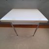 Table formica blanc 