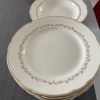 Service villeroy et bosch 16 assiettes  2 plats 