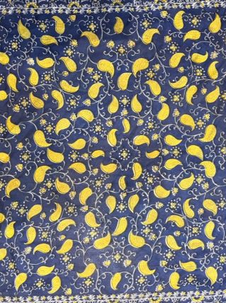 Foulard carré en soie vintage 