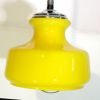 suspension 1970 reglable opaline jaune vif  tres bon etat ac