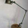 Lampe vintage 1960 Jielde 2 bras verte d'origine - 100 cm