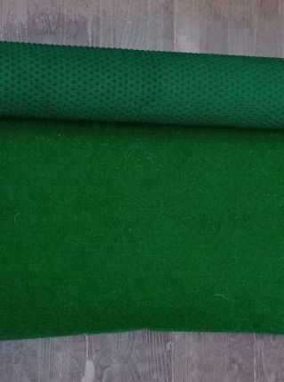 Tapis en brosse synthétique aiguilleté 