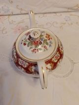 Magnifique Théière en fine porcelaine anglaise
