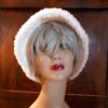 BOB VINTAGE FAUSSE FOURRURE CHAPEAU T UNIQUE REGLABLE CREME 