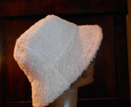 BOB VINTAGE FAUSSE FOURRURE CHAPEAU T UNIQUE REGLABLE CREME 