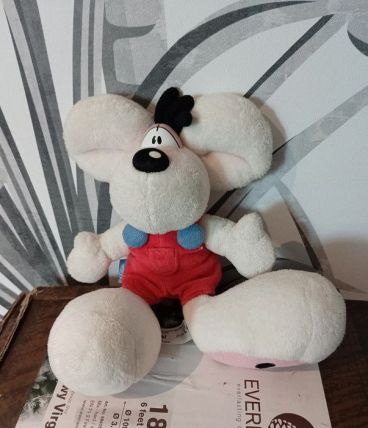 Peluche souris DIDDL Depesche salopette rouge