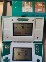 Nintendo game &amp; watch green house