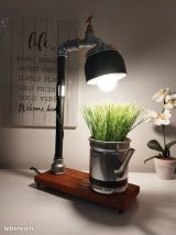 Lampe à poser déco recyclage robinet