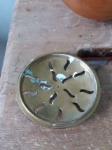 Diffuseur pot pourri signé en bois tourné 