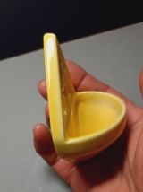 Bénitier en porcelaine
