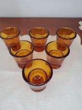 6 verres à liqueur, ou coquetiers, en verre ambré, DURALEX