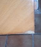 Armoire en bois massif vernis