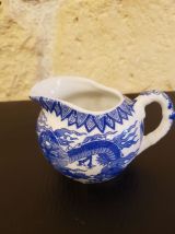 Ensemble en porcelaine japonaise bleue et blanche 