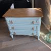 Commode vintage